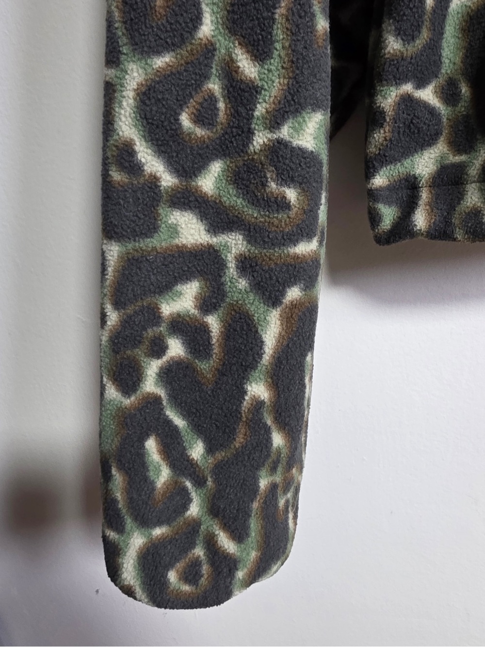 Tna Leopard Print Fleece Quarter-Zip Pullover - Picture 6 of 10